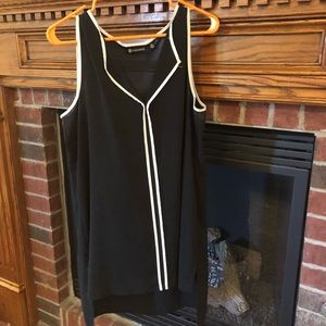 Versona tunic length black tank